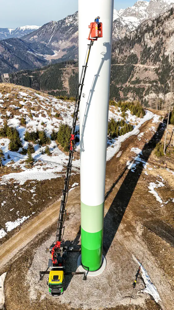 Brandl Transport-Logistik GmbH Montage Messeinrichtung am Silbersberg