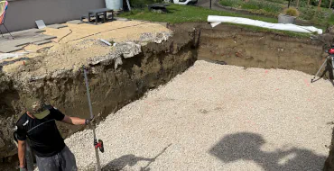 Pool- und Teichaushub von Brandl Transport-Logistik GmbH