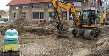 Erdbau für Zufahrten, Vorplätze und Wege von Brandl Transport-Logistik GmbH